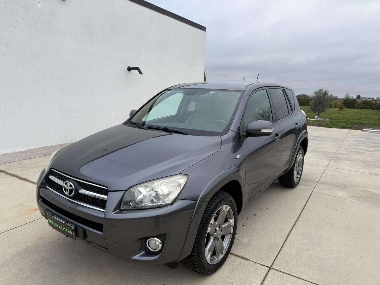 Toyota RAV 4 RAV4 2.2 D-4D 150 CV DPF Luxury
