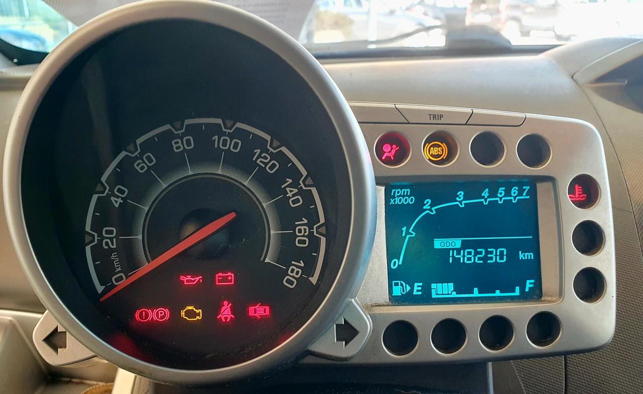 Chevrolet Spark 1.0 BENZ. - 2013 - KM. 140.000 NEOPATENTATI