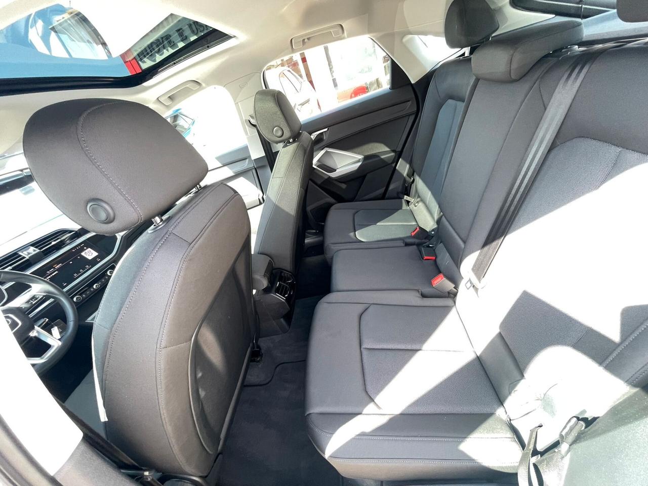 Audi Q3 SPB 45 TFSIe S tronic Business