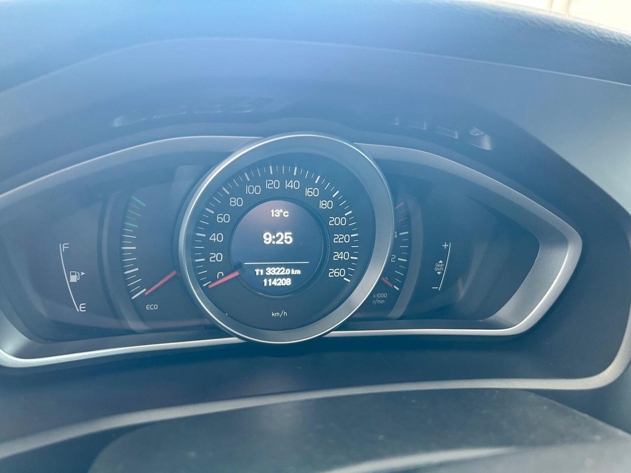 Volvo V40 2.0 D2 X NEOPATENTATI 2017