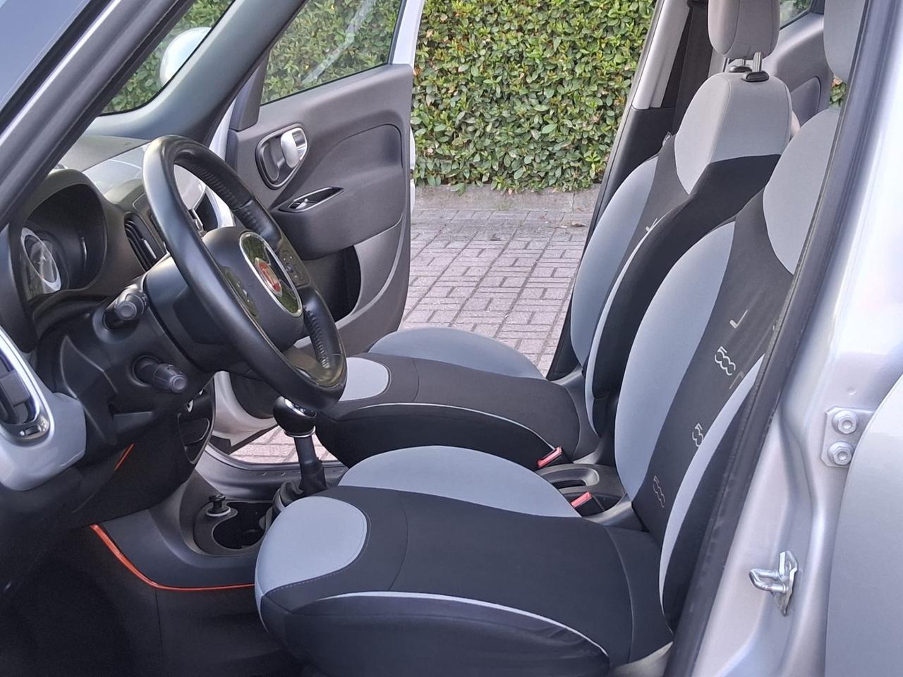 Fiat 500L. LIVING 1.6 Multijet 120 CV Lounge..CELL 320 147 1147 WUATSAPP