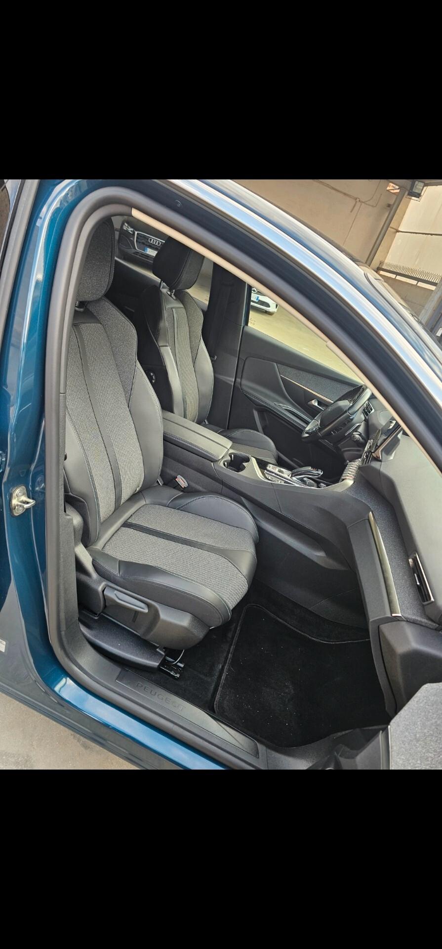 Peugeot 3008 BlueHDi