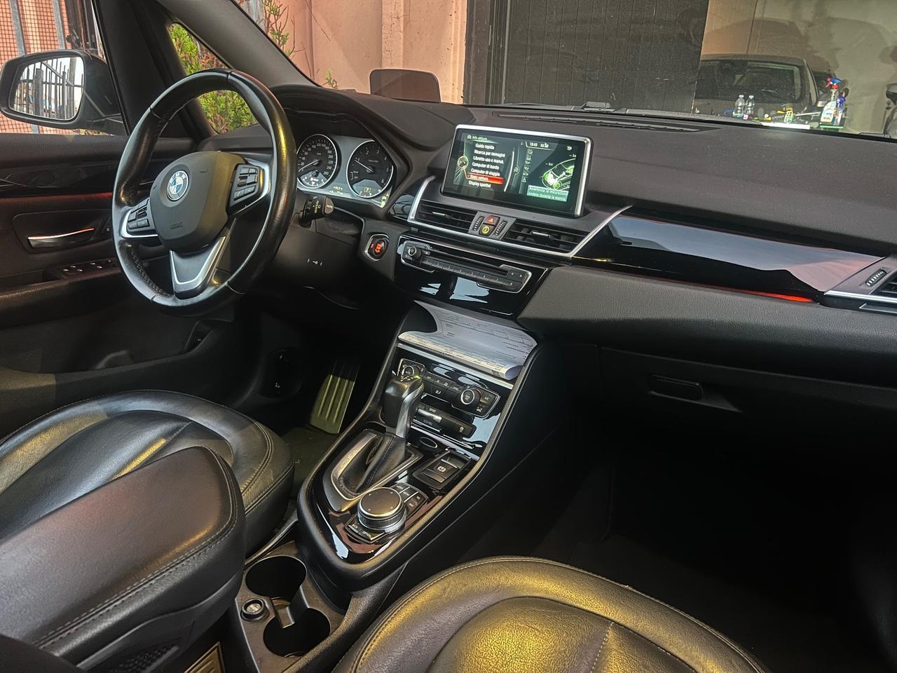 Bmw 218d active tourer Advantage