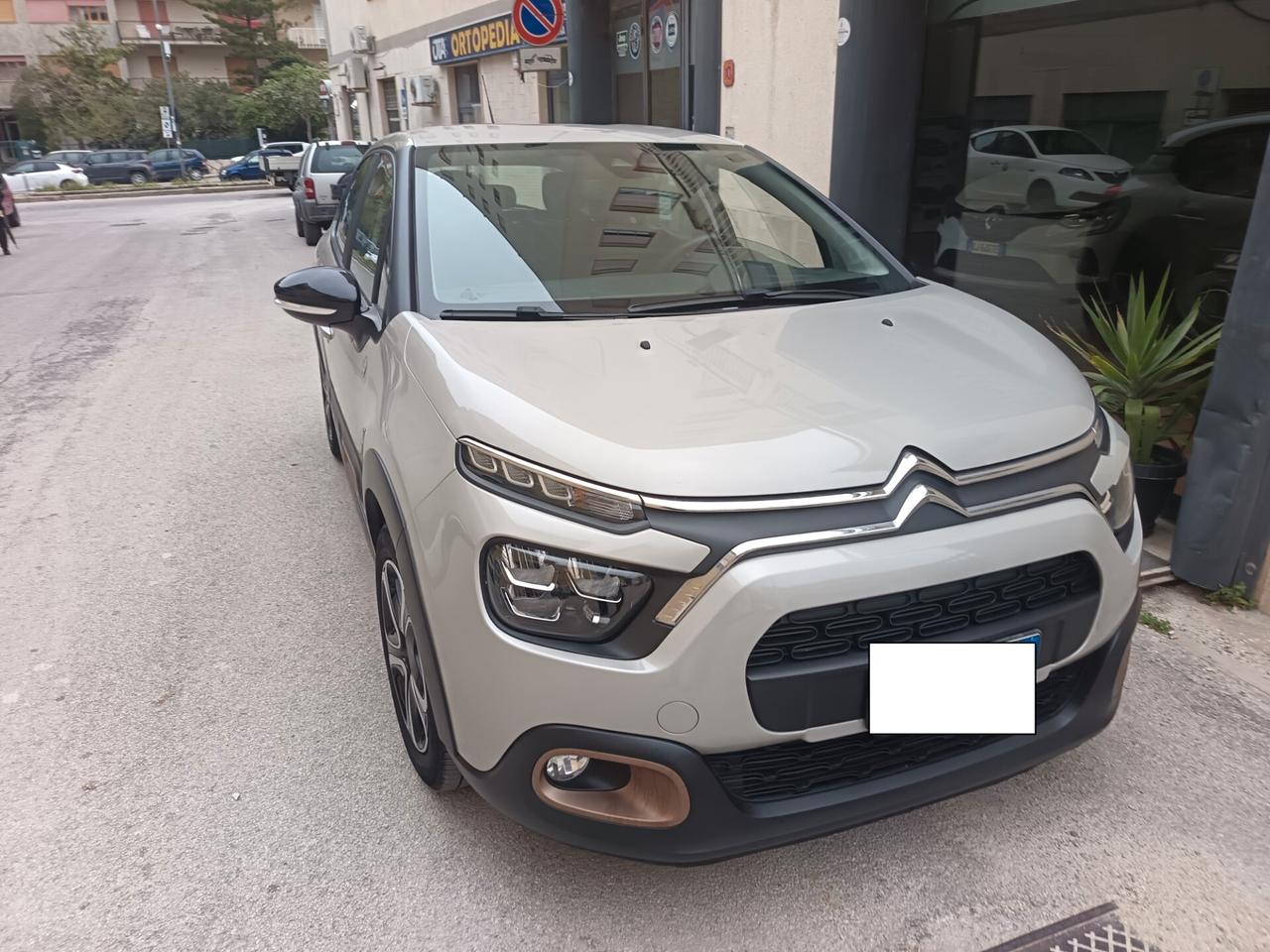 Citroen C3 PureTech Plus km 61000 unico propietario
