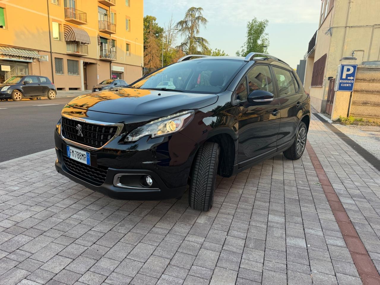 Peugeot 2008 PureTech 82 Allure