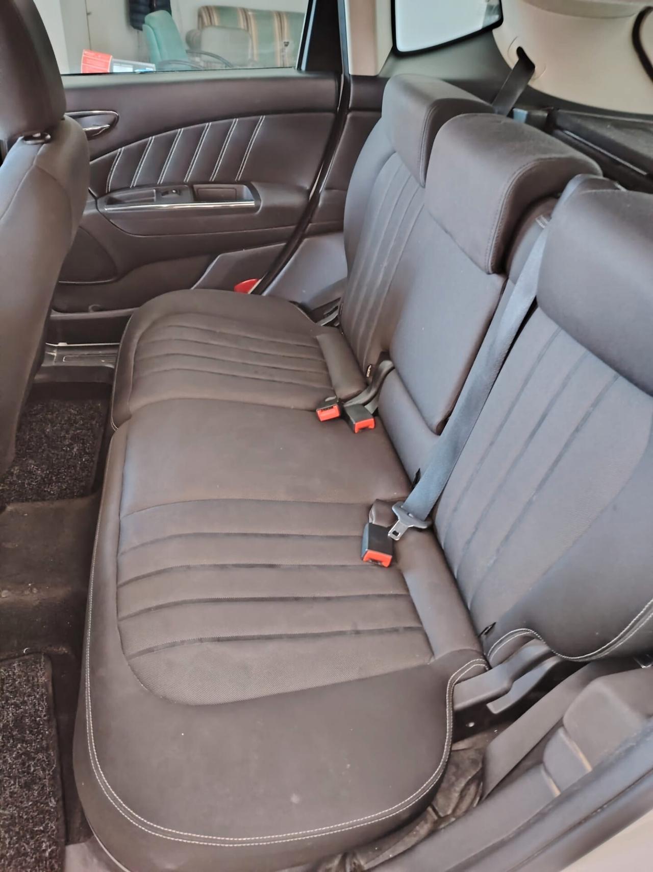 Lancia Delta 1.6 MJT DPF Silver 120 cv
