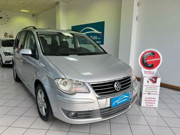 VW Touran 1.9 TDI 7 POSTI 2008