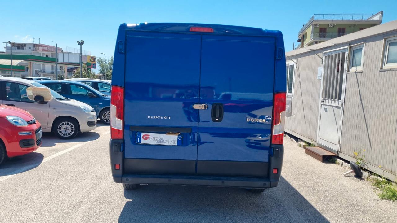Peugeot-BOXER-2.2-140CV-L1H1BLUEHDI-