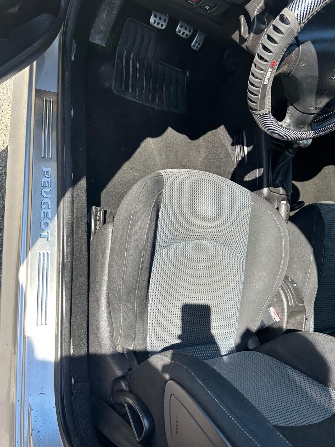 Peugeot 206 1.6 HDi cabriolet 2005 bluetooth.