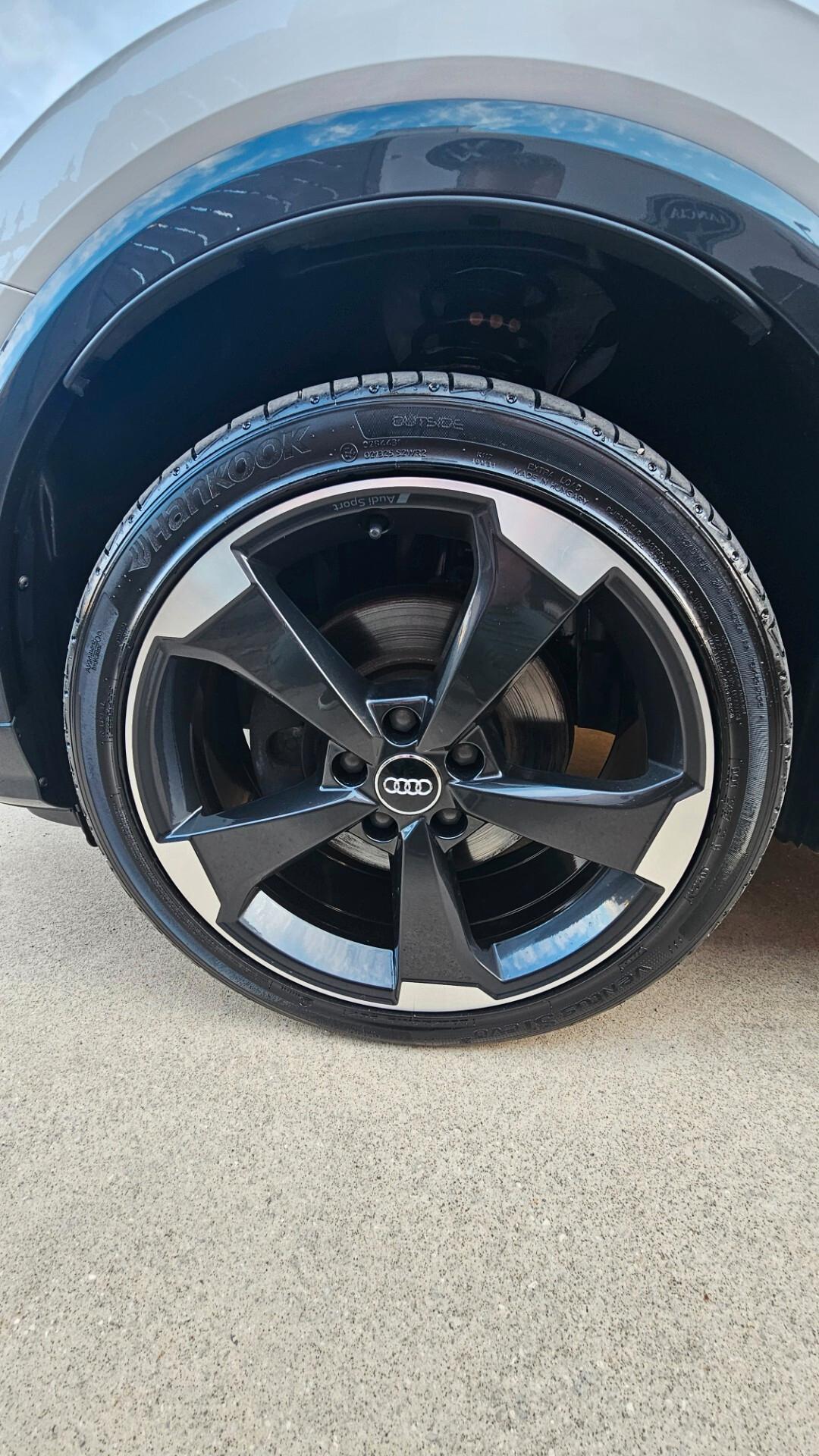 Audi Q2 35 TDI quattro S tronic line Edition