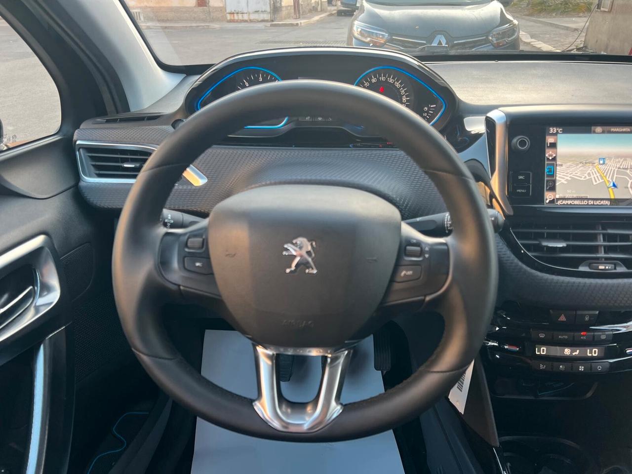 Peugeot 2008 BlueHDi 100 Allure