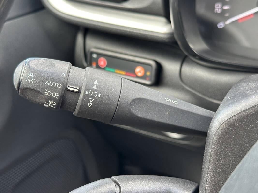 Citroen C3 1.5 bluehdi Feel s&s 100cv con CarPlay