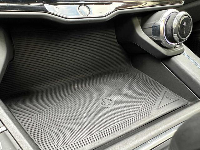 LYNK & CO 01 PHEV