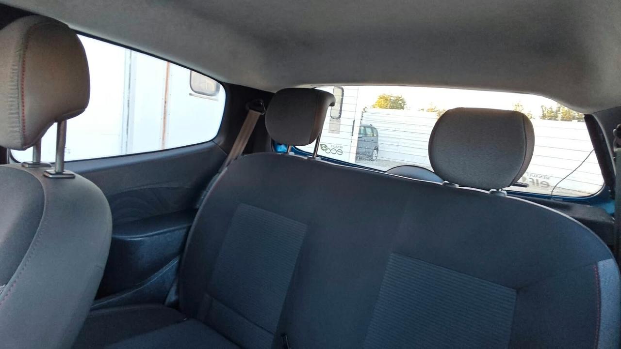 Renault Twingo 1.2 16V BVR Live
