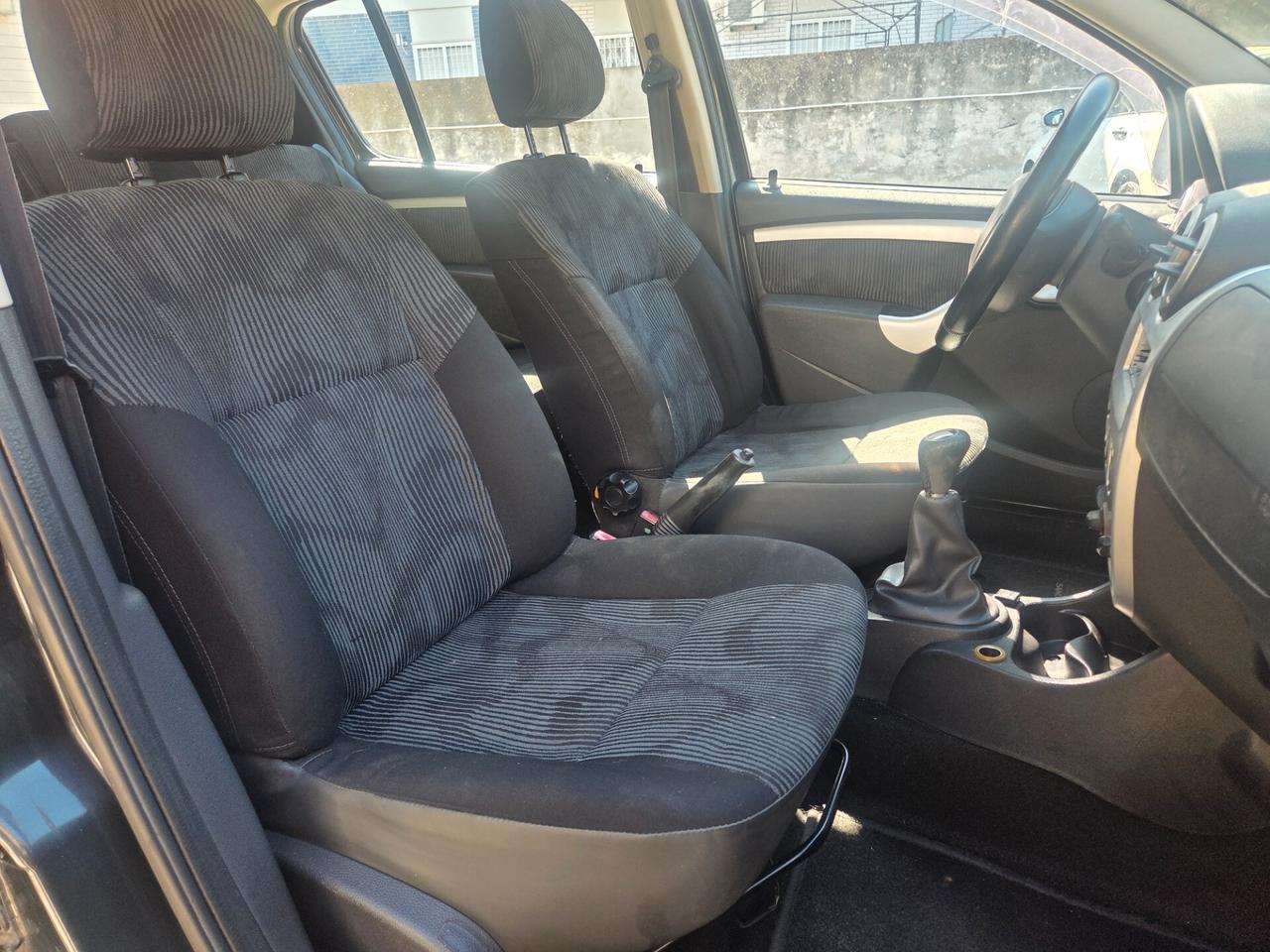 Dacia Sandero 1.4 8V GPL Lauréate