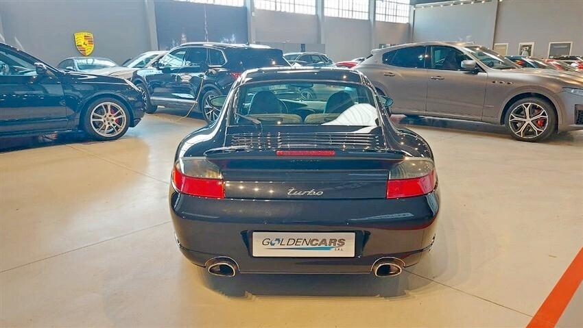 Porsche 911 Turbo cat Coupé