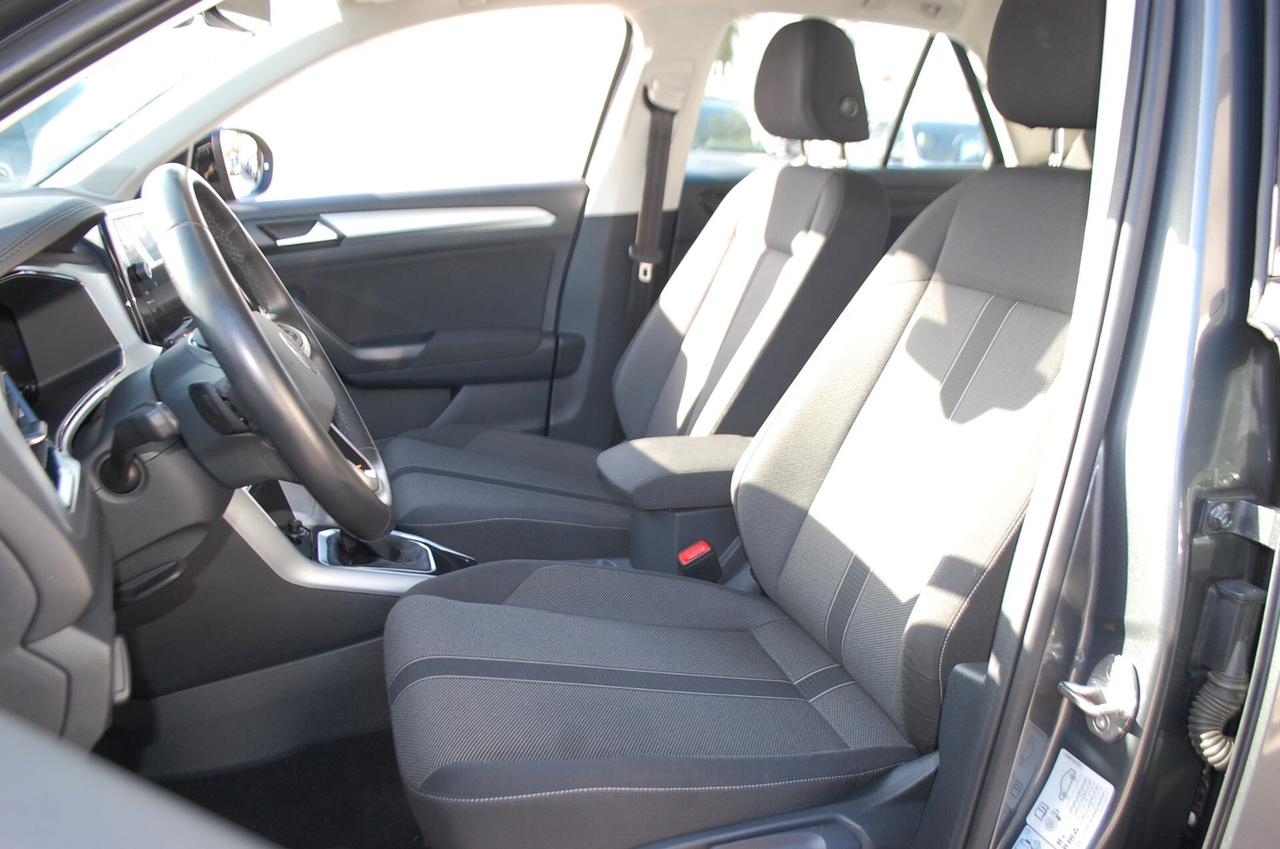 Volkswagen T-Roc 1.5 TSI 150CV Style DSG Uff Italy Led Lega USB App