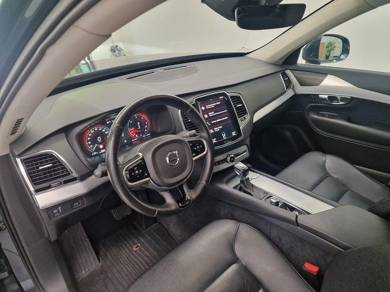 Volvo XC90 D5 AWD Geartronic 7 posti Momentum Euro 6 D-Temp