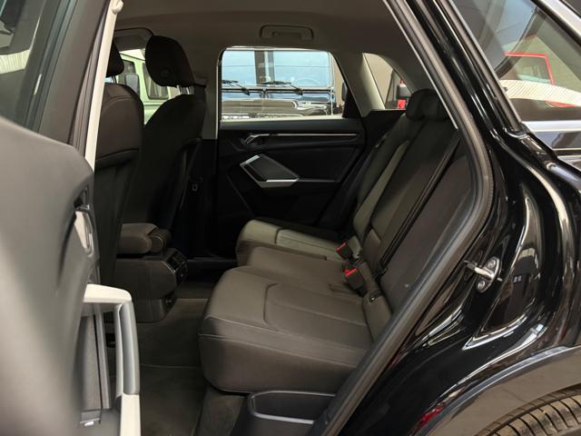 AUDI Q3 35 TDI quattro S tronic Business Advanced