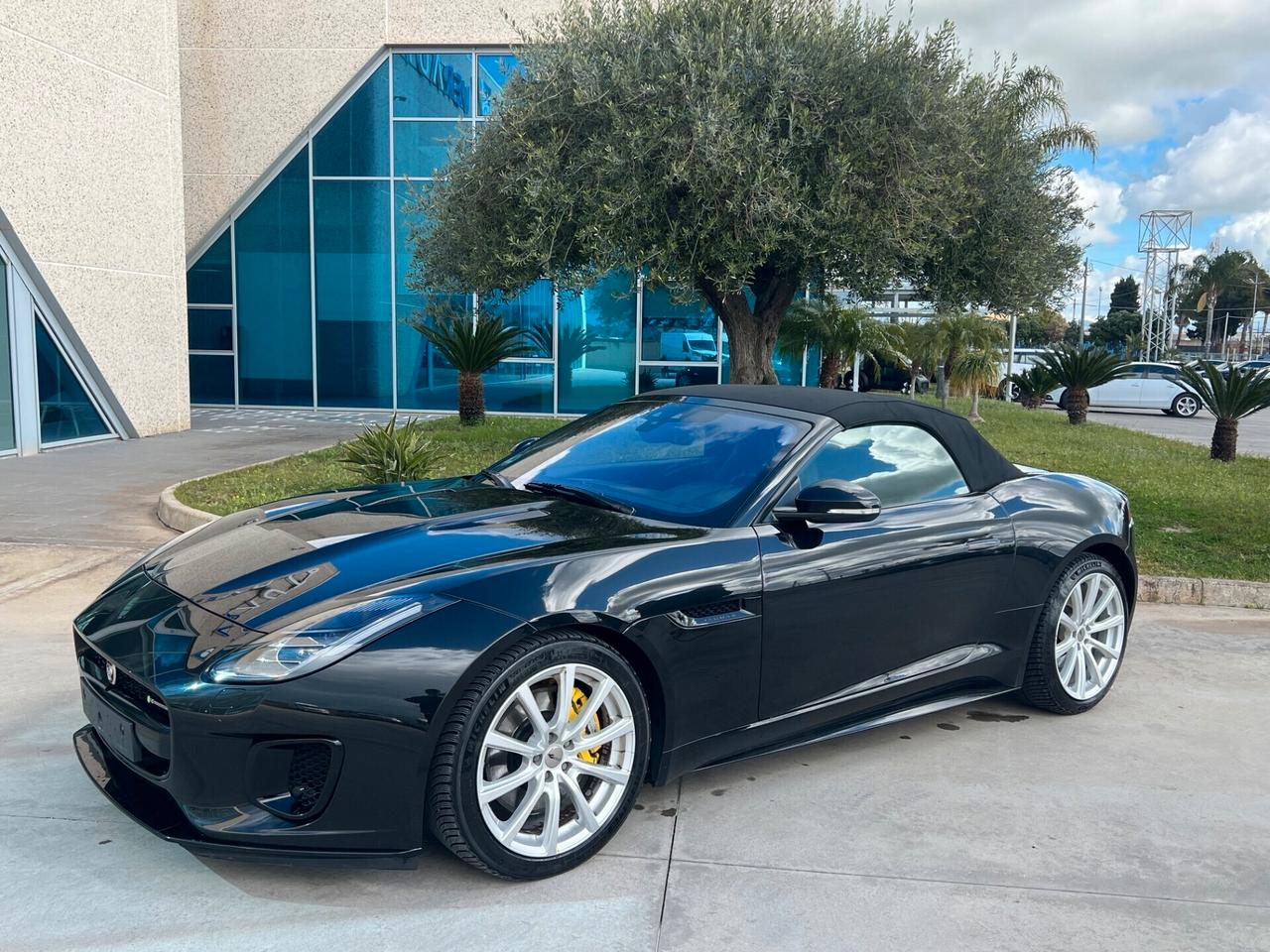Jaguar F-Type 2.0 aut. Convertibile R-Dynamic - SUPER OFFERTA T.STOCK