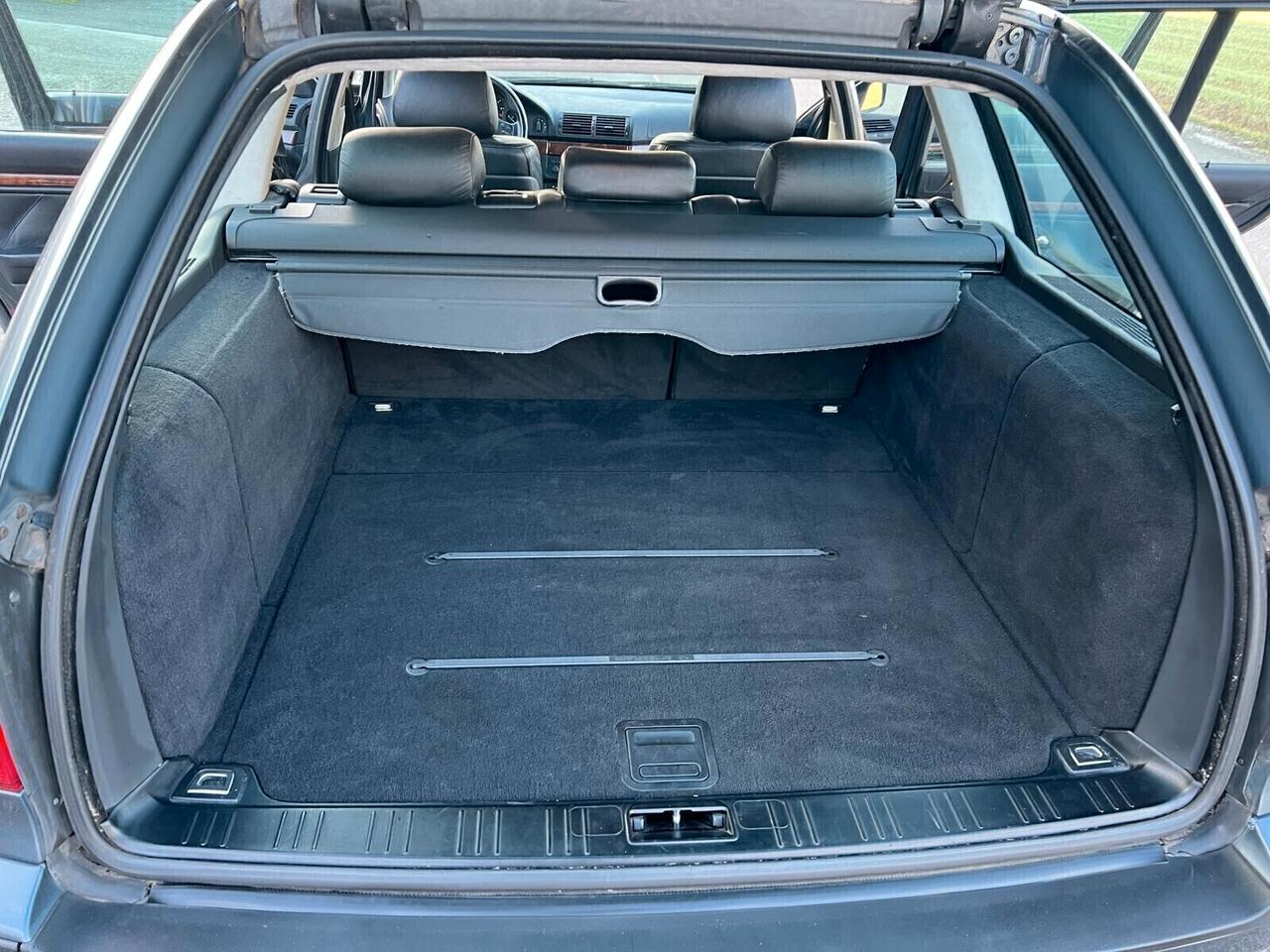 Bmw 528 528i 24V cat Touring Attiva