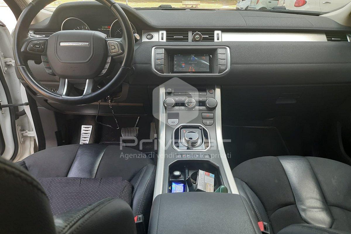 LAND ROVER Range Rover Evoque 2.2 TD4 5p. Pure