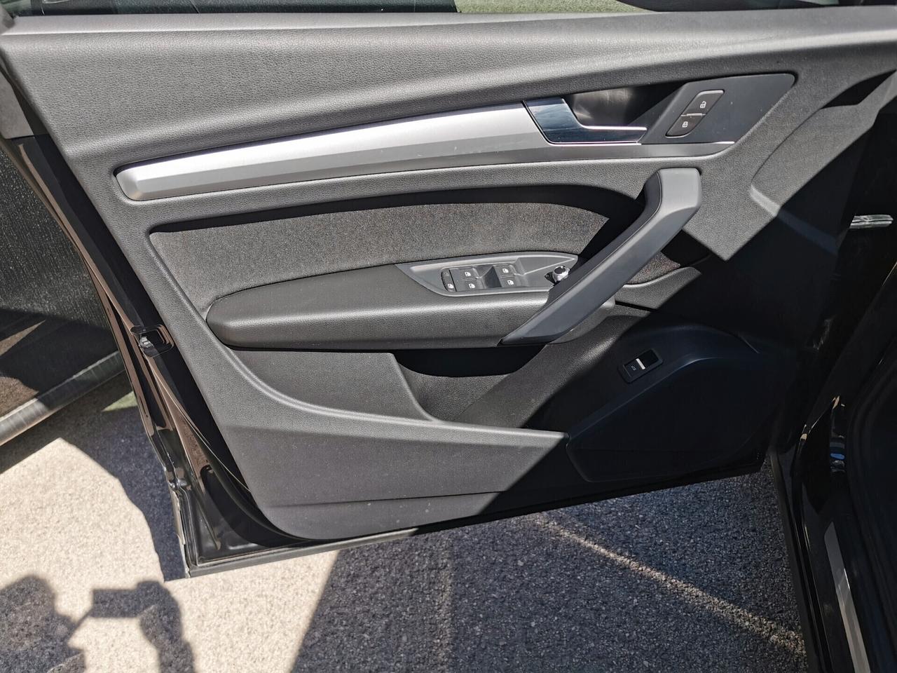 Audi Q5 40 SPB 2.0 Tdi 204cv 4x4 S tronic Business Advanced Iva Detraibile
