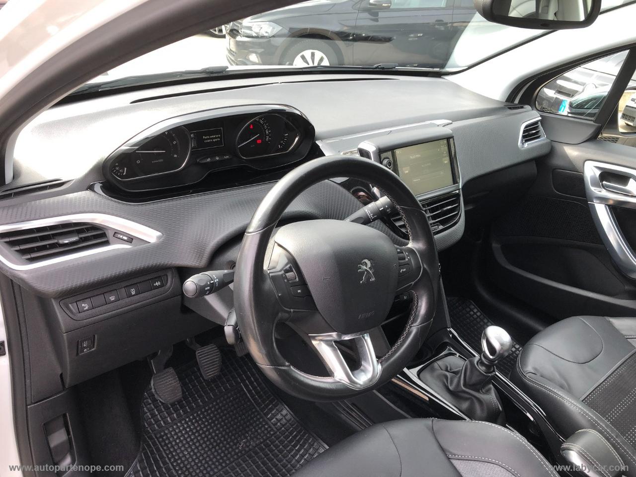 PEUGEOT 2008 BlueHDi 120 S&S Allure