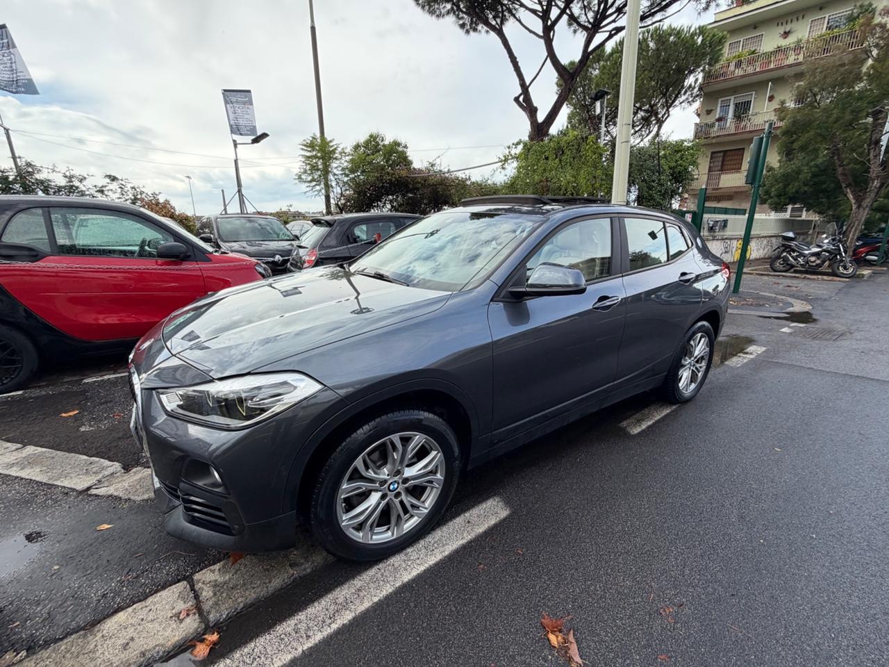 Bmw X2 sDrive18d Business Tetto Cambio Manuale Pelle Pack luci