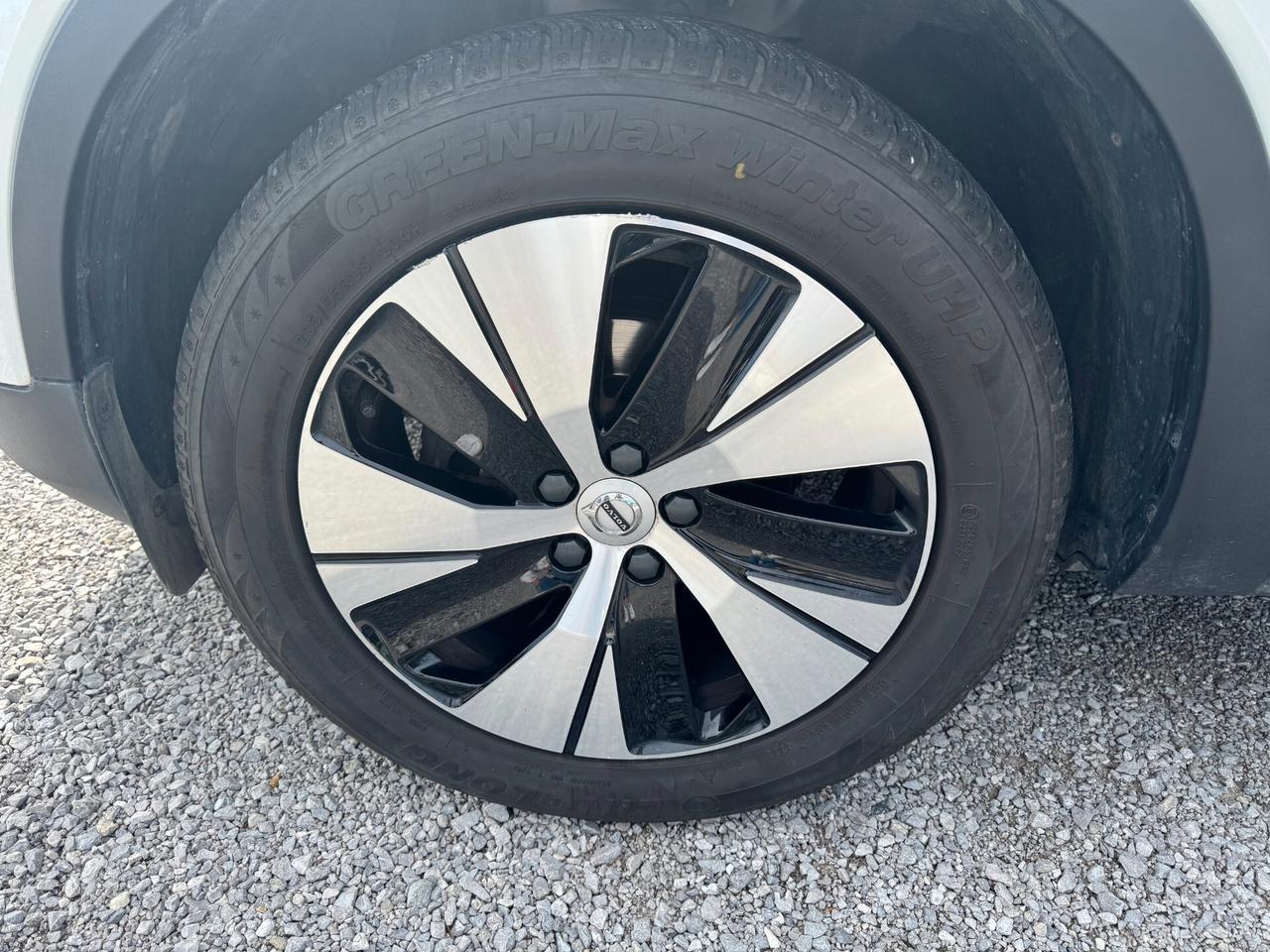 Volvo XC40 T2 Geartronic Momentum Pro