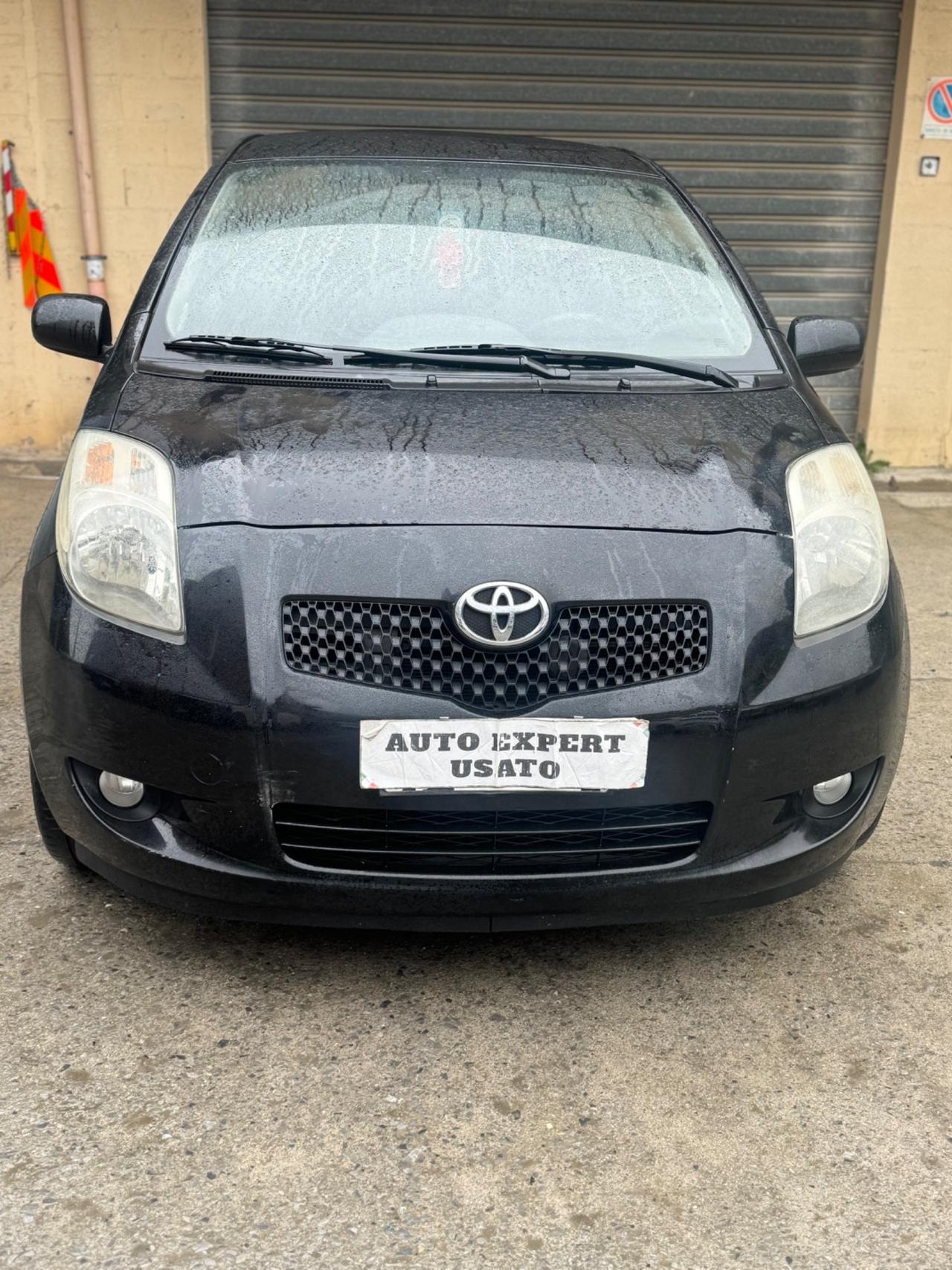 Toyota Yaris 1.0 3 porte Sol