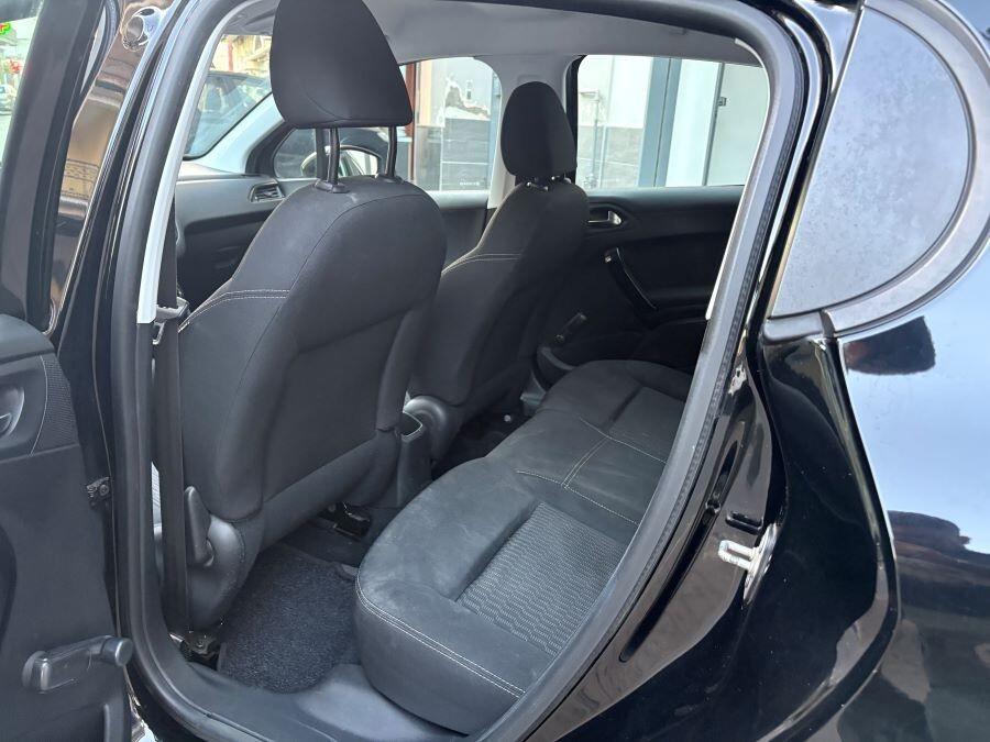 PEUGEOT 208 1.2 82 CV ALLURE CERTIFICATA NUOVA