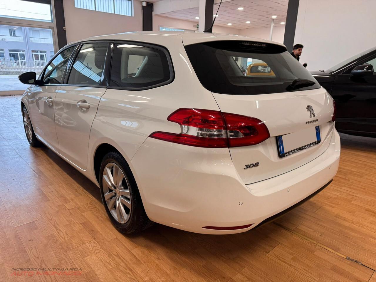 Peugeot 308SW BlueHDi 100cv Business 2019