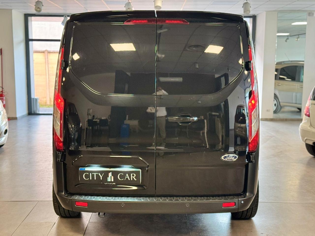 Ford Transit Custom 340 2.0 EcoBlue 131CV PL-DC 6 POSTI TOTAL BLACK