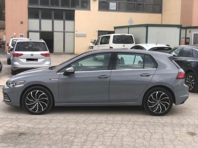 VOLKSWAGEN Golf 1.5 eTSI DSG Executive TETTO PANORAMICO VIRTUAL
