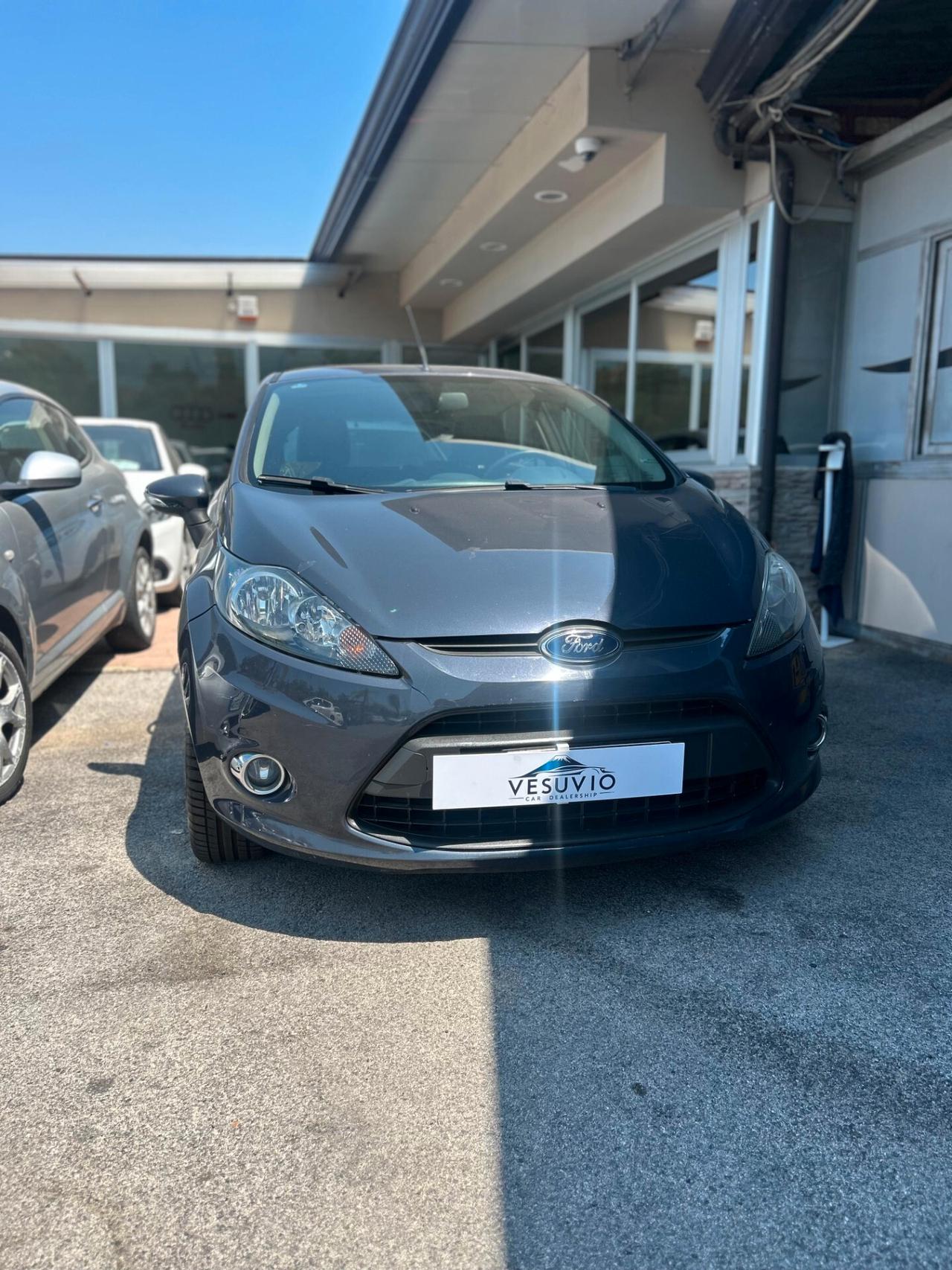 Ford Fiesta 1.2 82 CV - 2012