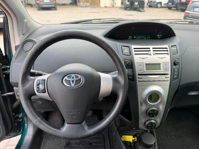 TOYOTA Yaris 2ª serie Yaris 1.3 5 porte M-MT Sol
