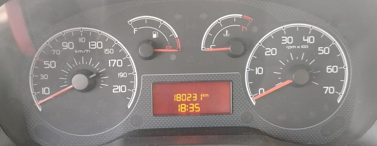 Fiat Qubo 1.3 MJT 75 CV Trekking