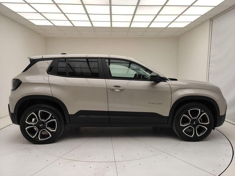 Jeep Avenger 2022 1.2 turbo Summit fwd 100cv
