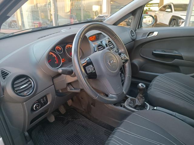 OPEL Corsa 1.2 5 porte Club