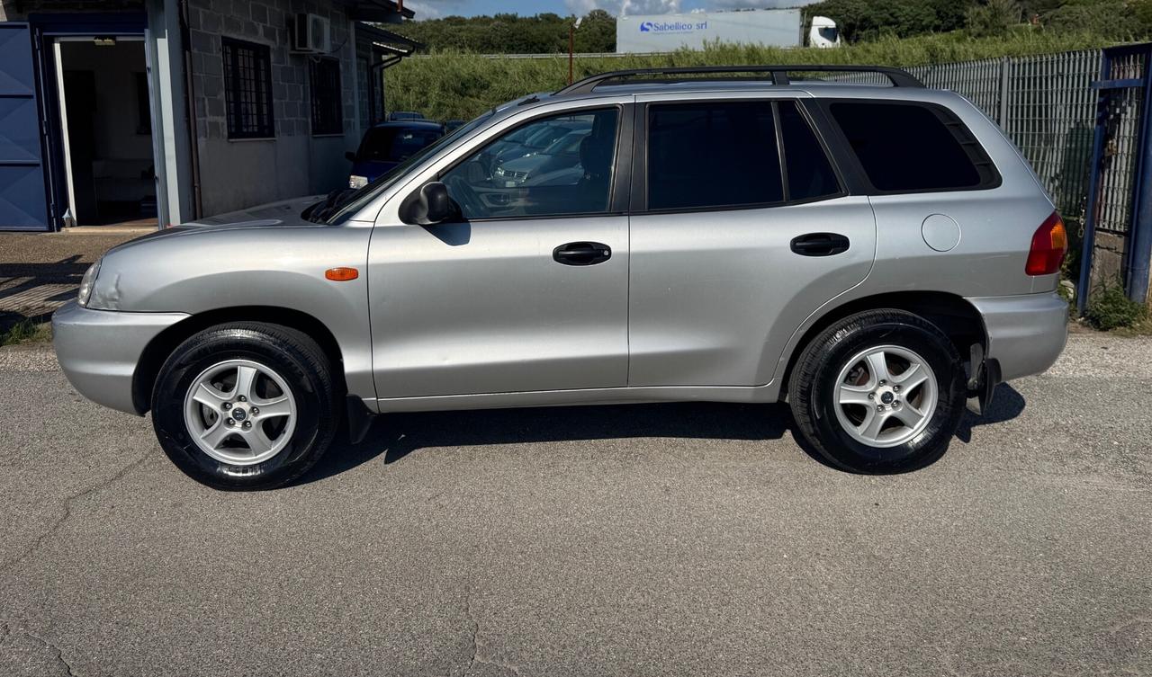 Hyundai Santa Fe Santa Fe 2.4i 4WD GL Plus