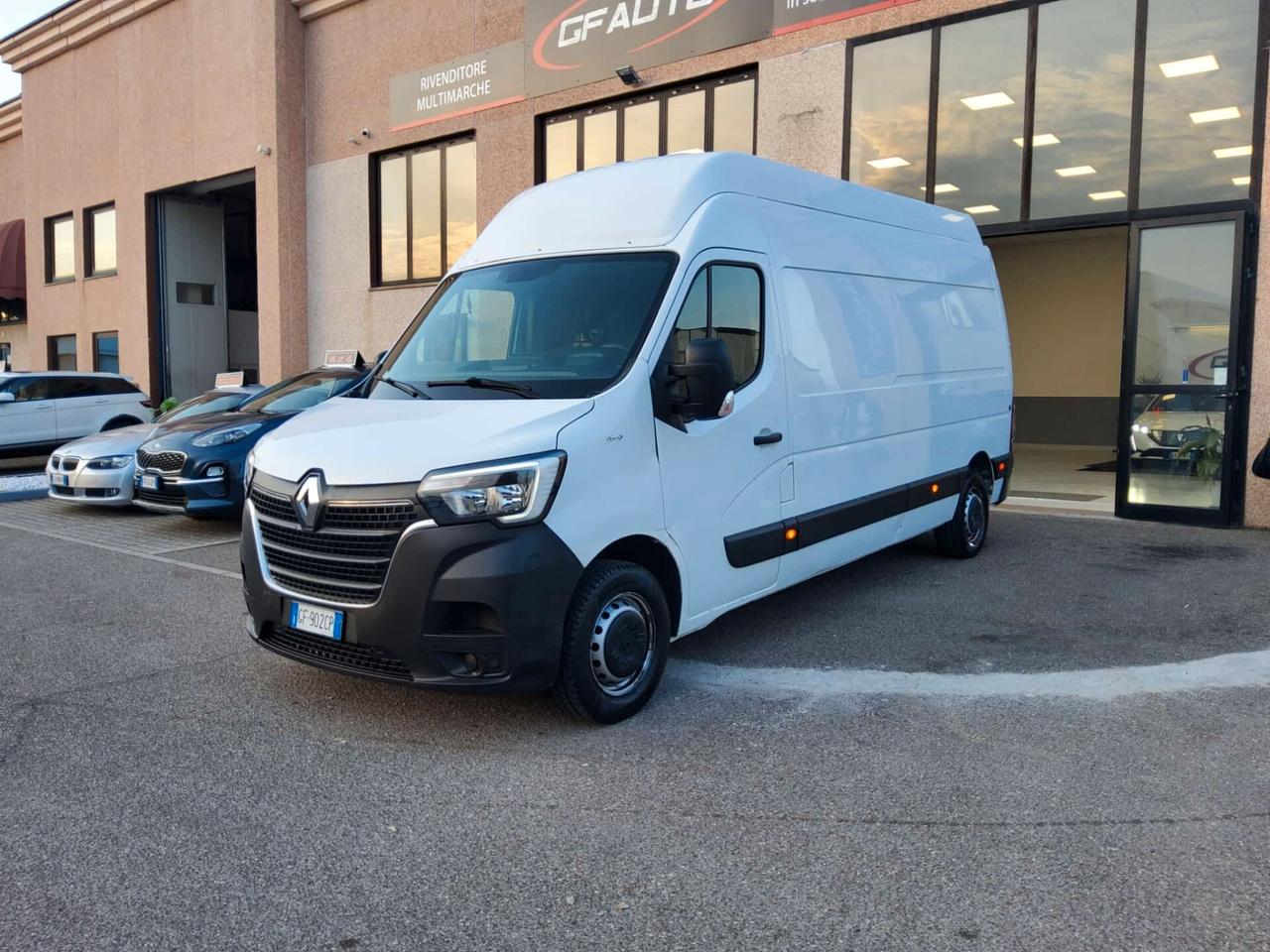 Renault Master T35 2.3 dCi 135