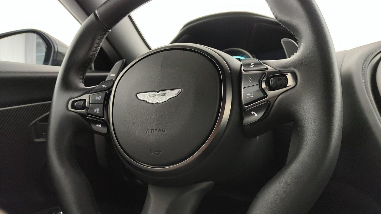 ASTON MARTIN DB11 Coupe 5.2 V12 AMR auto