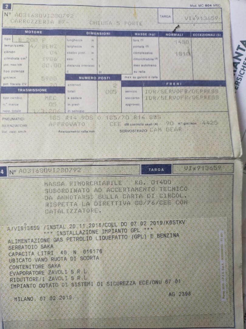 VOLVO 240 2.0 cat Station Wagon Polar