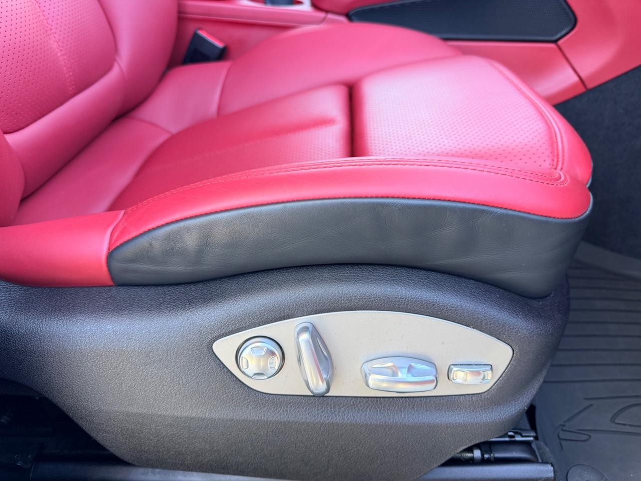 Porsche Macan 2.0i 245cv white edition int cartier