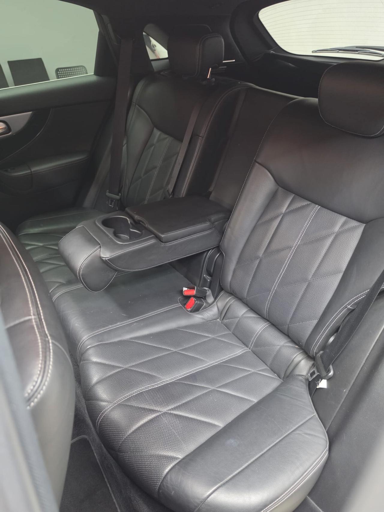 Infiniti FX FX30d S Premium