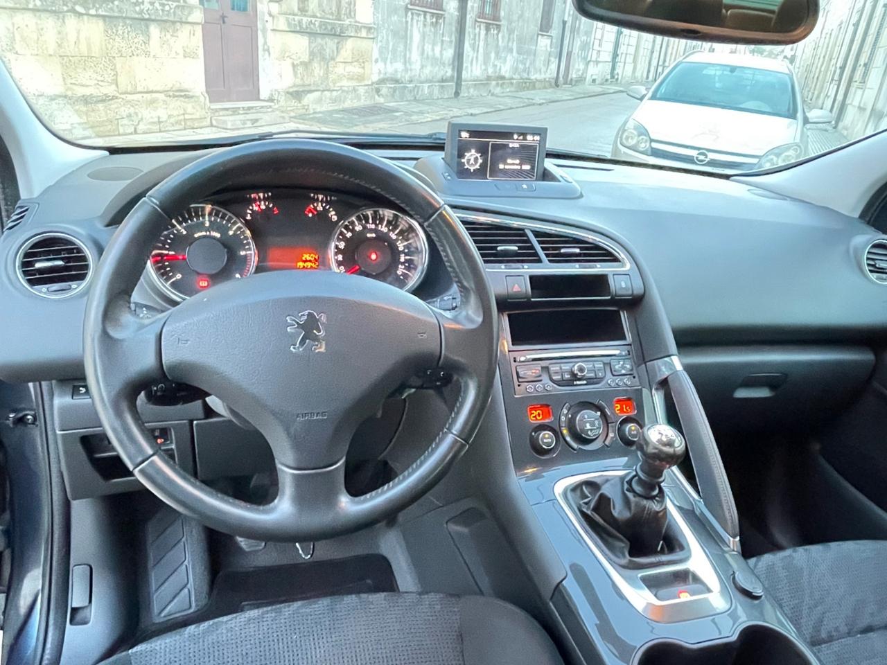 Peugeot 3008 1.6 HDi 115CV