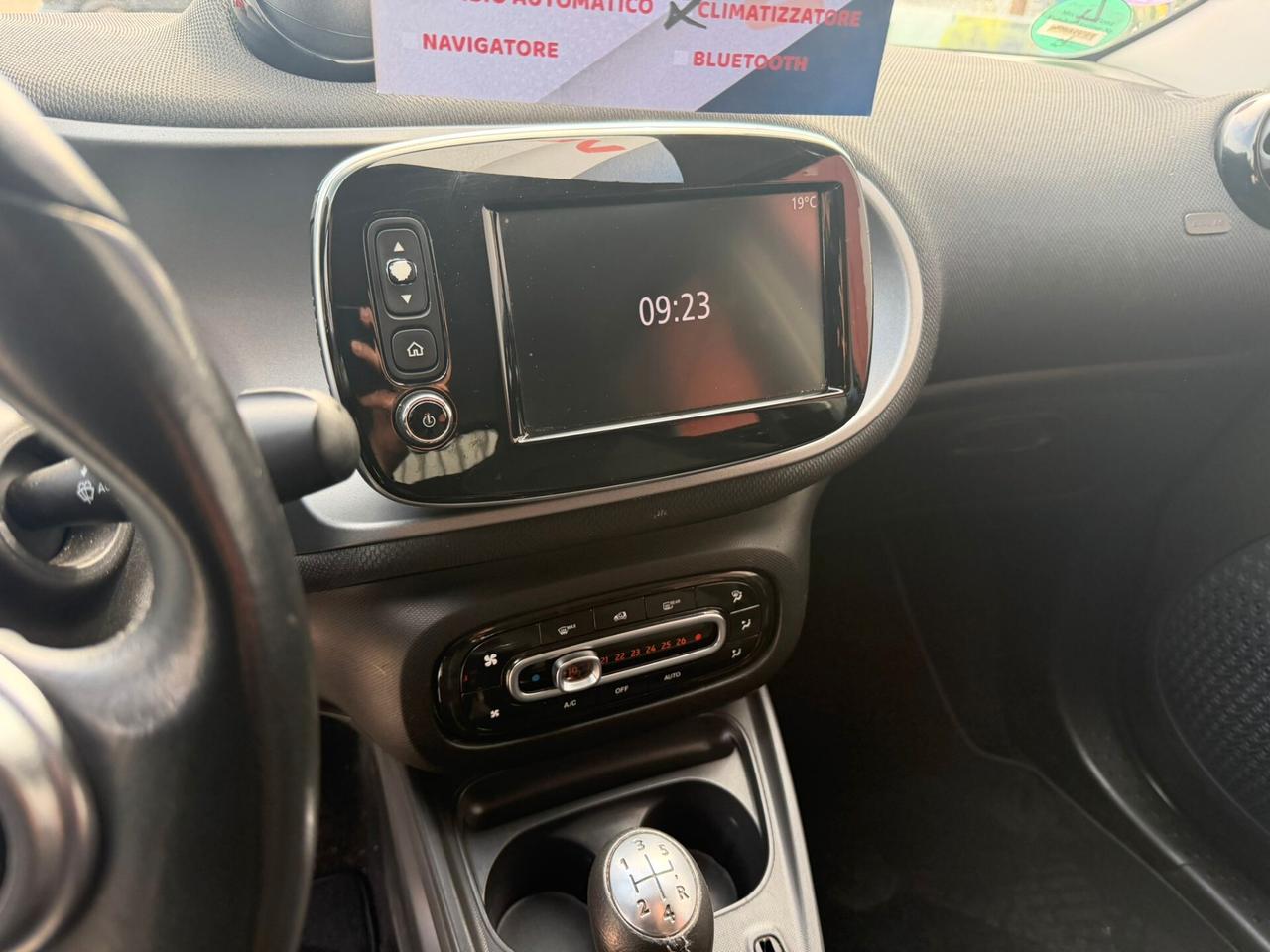 Smart ForFour 2019 1.0B *MAN* *UNIPRO*
