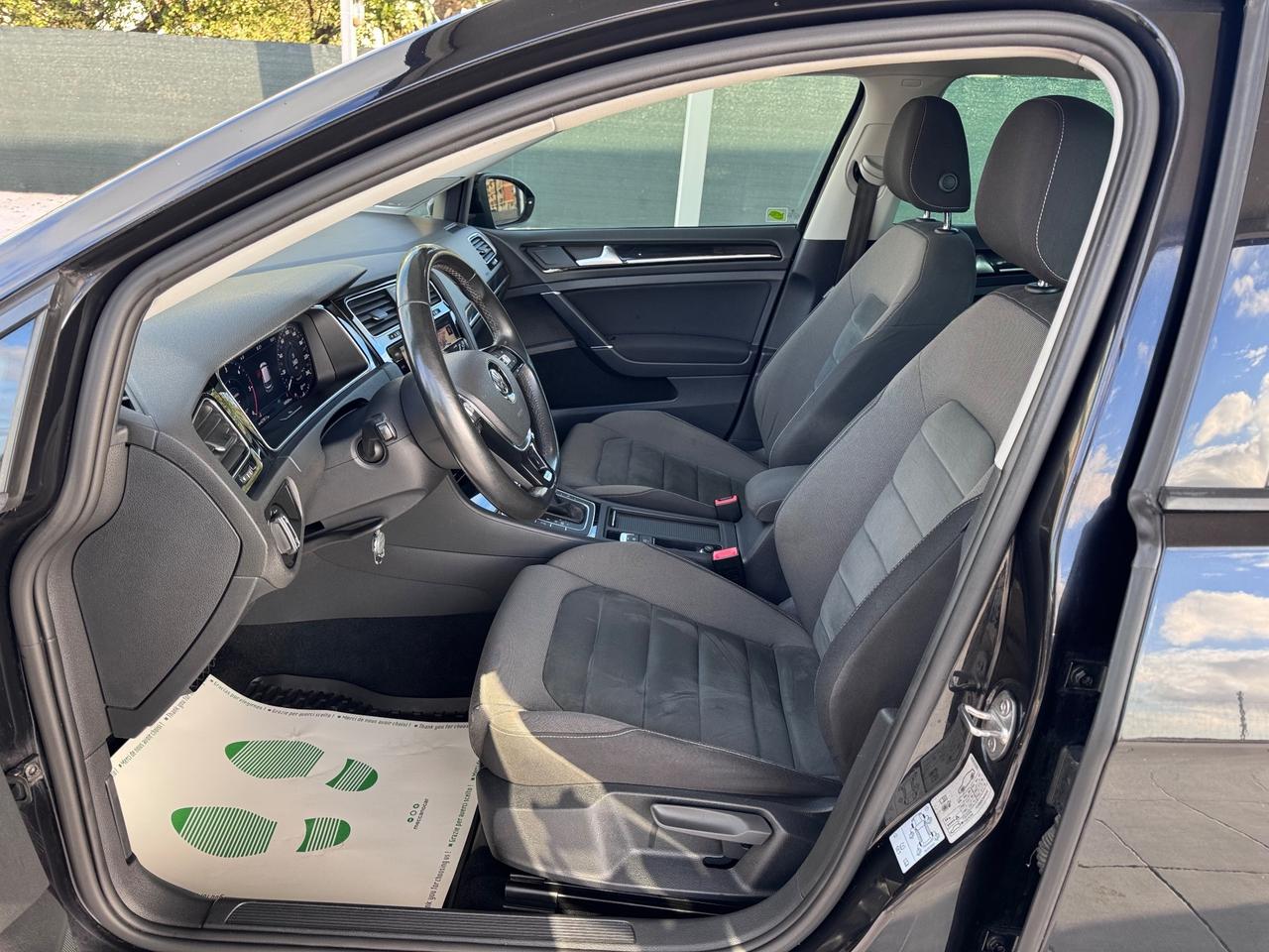 Volkswagen Golf 2.0 TDI 5p. Executive BlueMotion Technology
