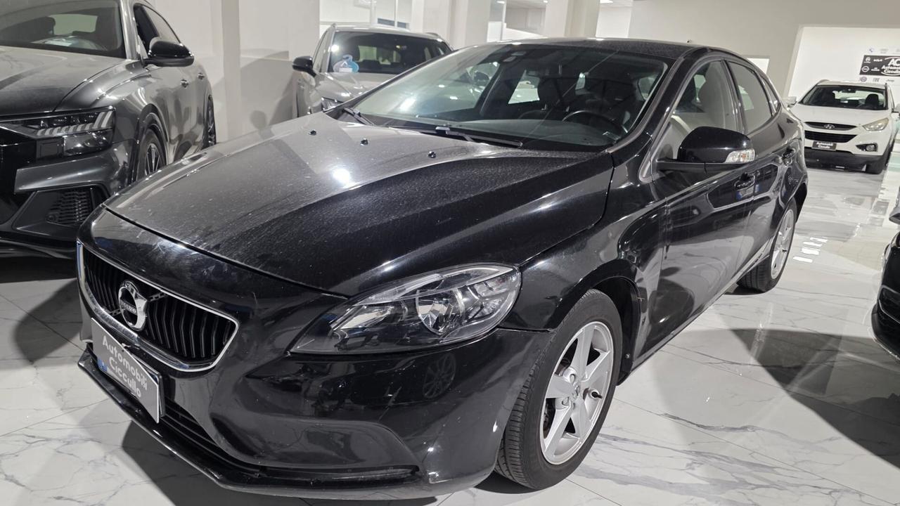 Volvo V40 D2 Business